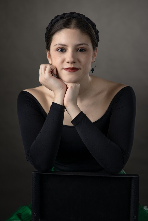 Szappanos Emma tánckari tag portré